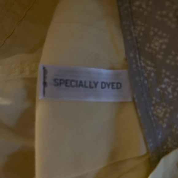 NWT Eddie Bauer Women's Shorts - Picture 4 of 6